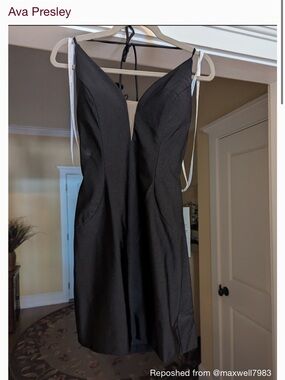 Ava Presley Elegant Black Backless V-Neck Dress